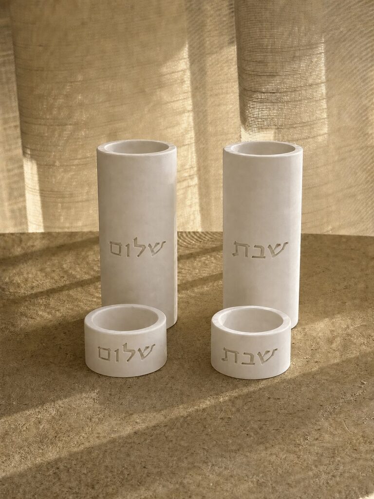 פמוטים „שבת שלום”
